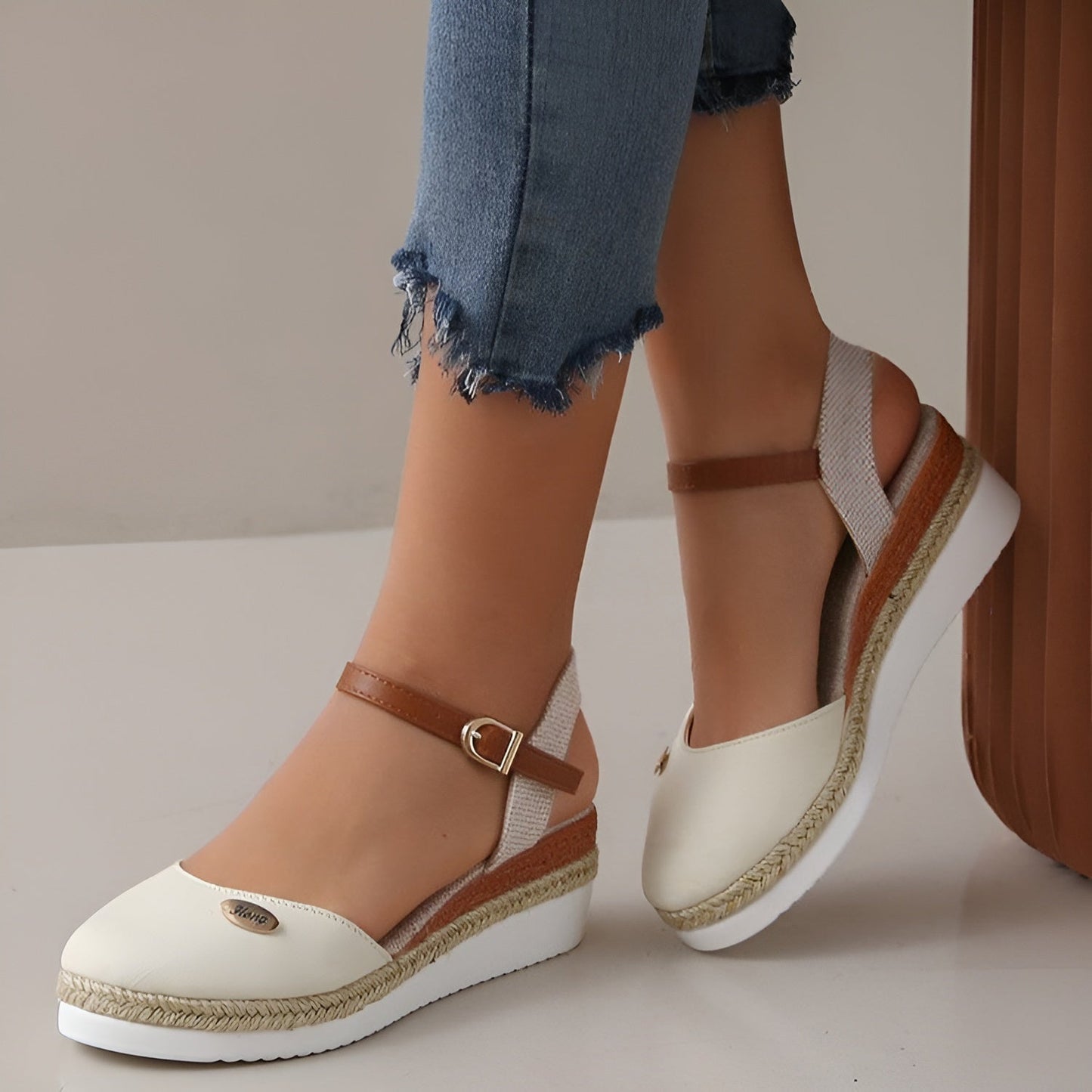 Komfortable und elegante Damen-Orthopädiesandalen