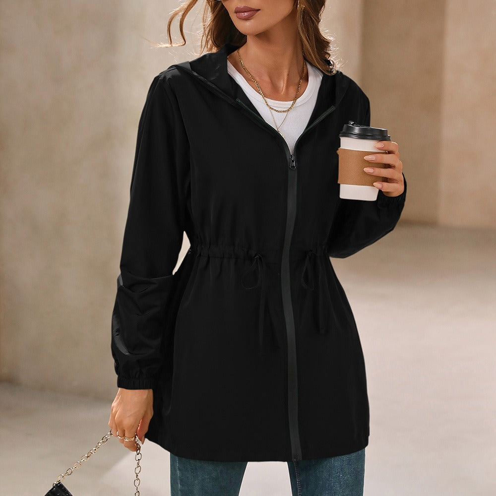 Krohn-e | Regenjacke mit Kapuze und Schnürung