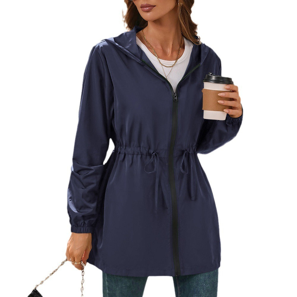 Krohn-e | Regenjacke mit Kapuze und Schnürung