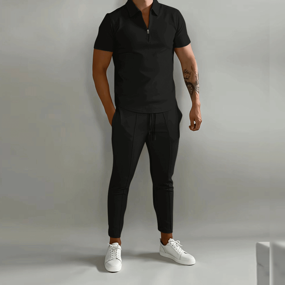 Edles Herren-Outfit: Polohemd und elegante Hose