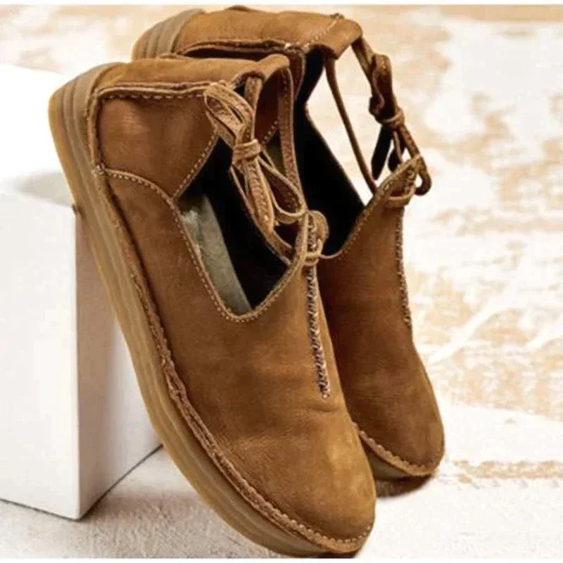Herbstliche Lederschuhe von Lyrenis im modischen Design
