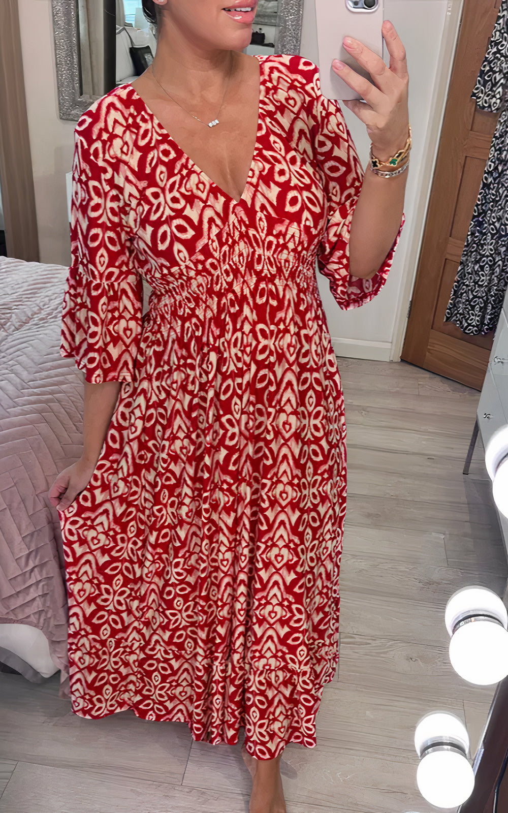 Verführerisches Blumenkleid - Essie