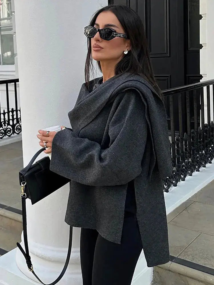 Krohn-e | Elegante Cape Jacke Zeitloser Stil und Vielseitige Eleganz