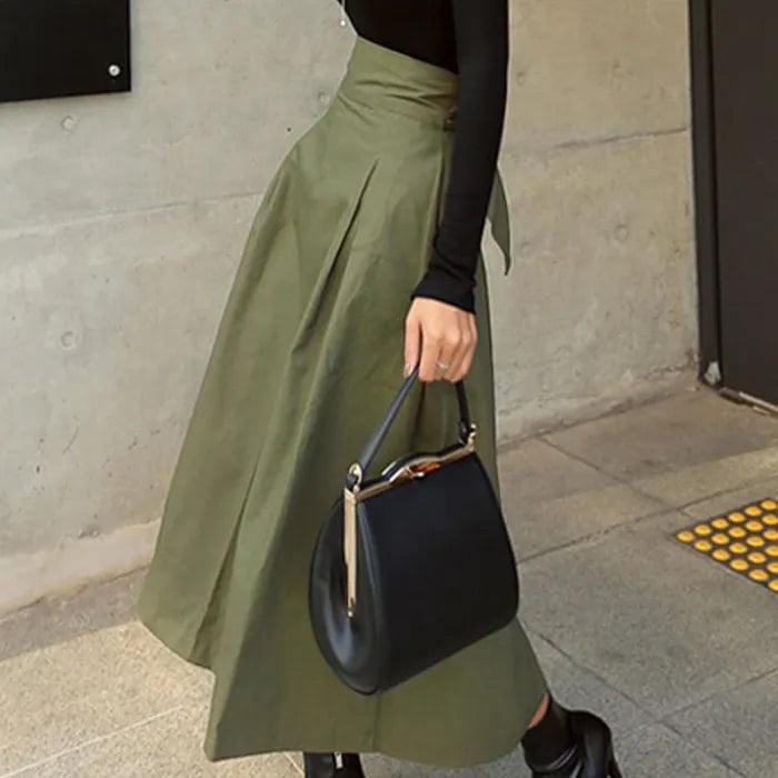 Krohn-e | Hohe Taille Midi Rock mit Schleifendetail