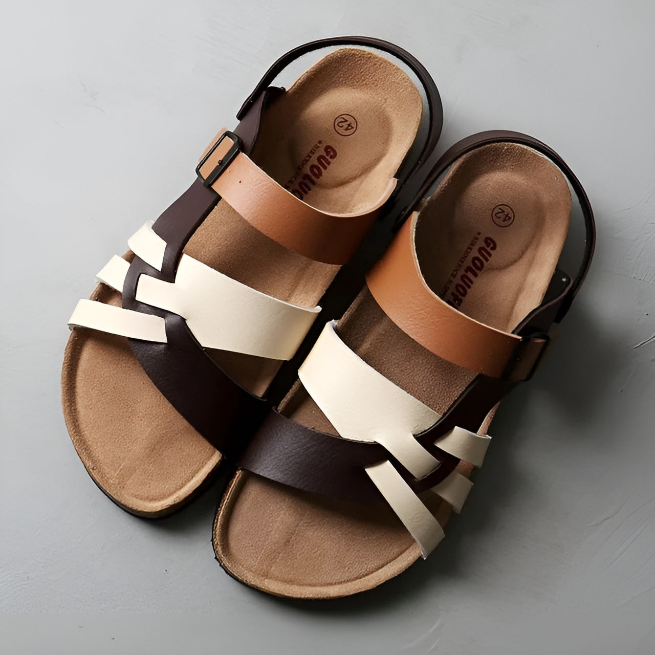 Herren-Sandalen: Elegant, bequem und orthopädisch für den Alltag