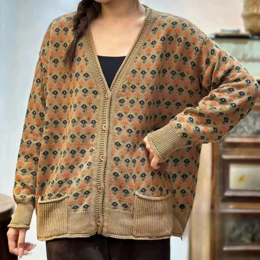 Edle Damen-Strickjacke ETTA im Luxus-Design
 - Krohn-e
