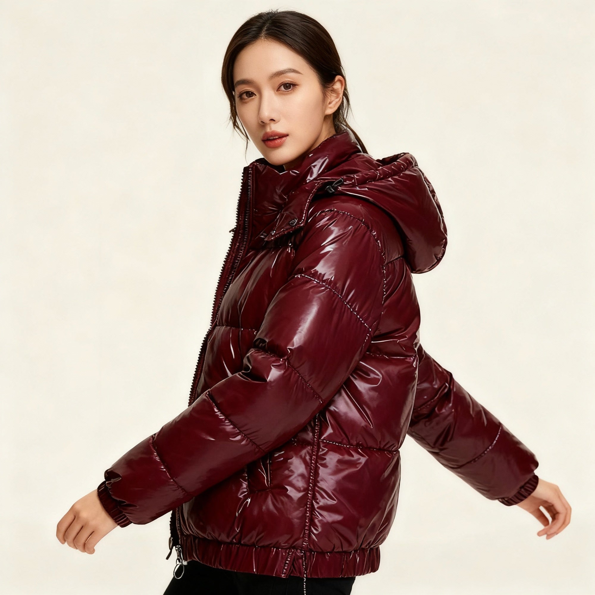 Damen glänzende Winterjacke mit Kapuze – Wasserabweisend & Wärmeisoliert – Krohn-e