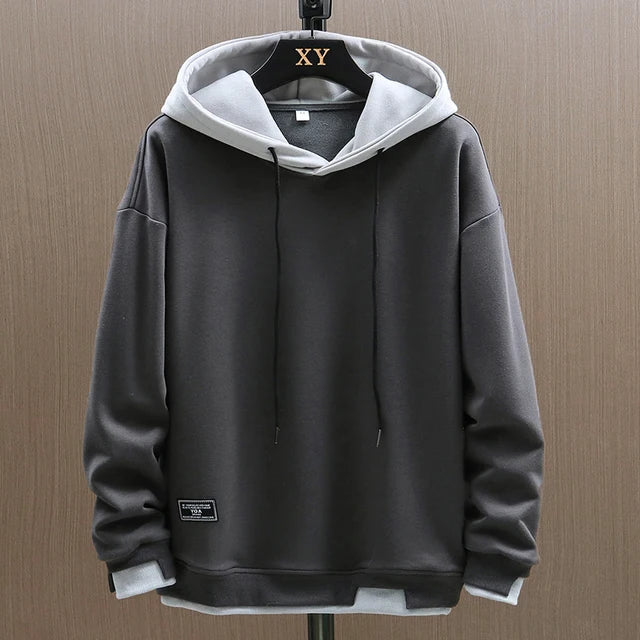 Herren-Hoodie mit Taschen im klassischen Stil