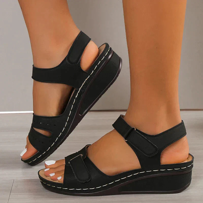 Elegante orthopädische Sandalen CALLIE