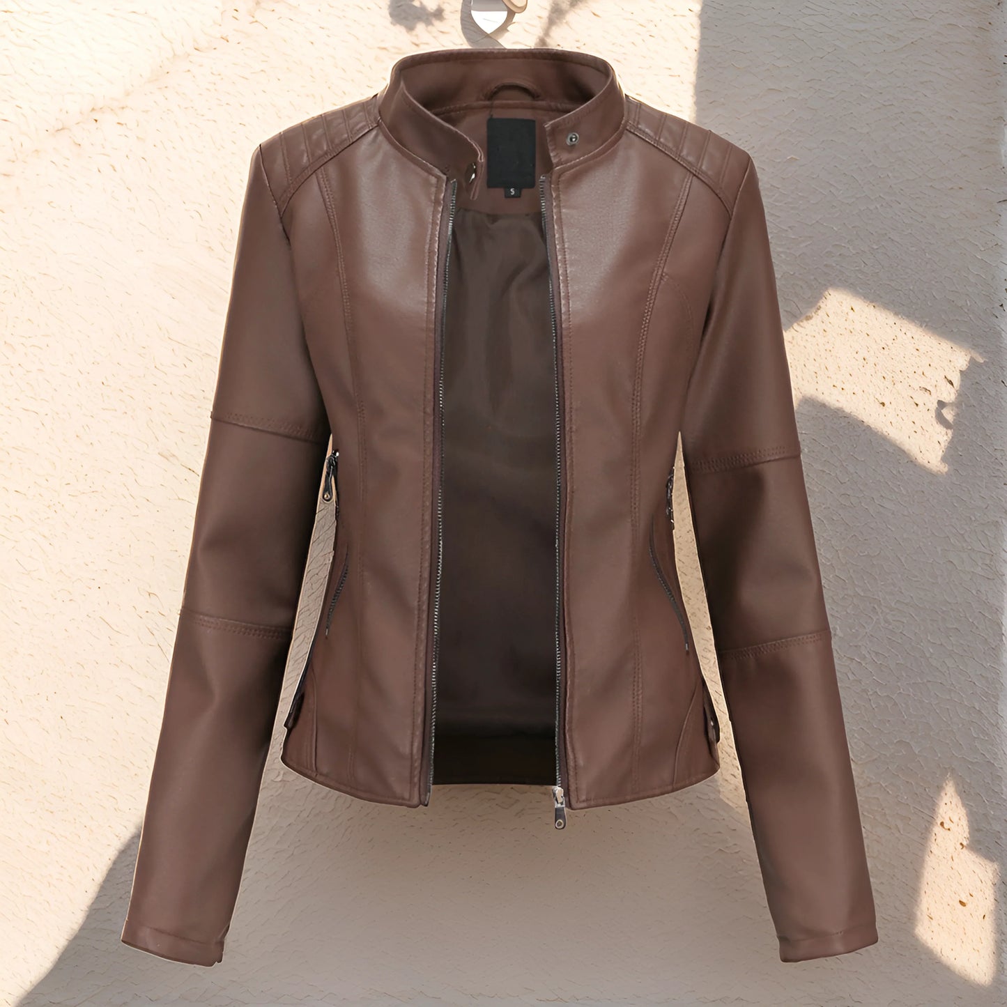 Modische Lederjacke für Damen von Grissel