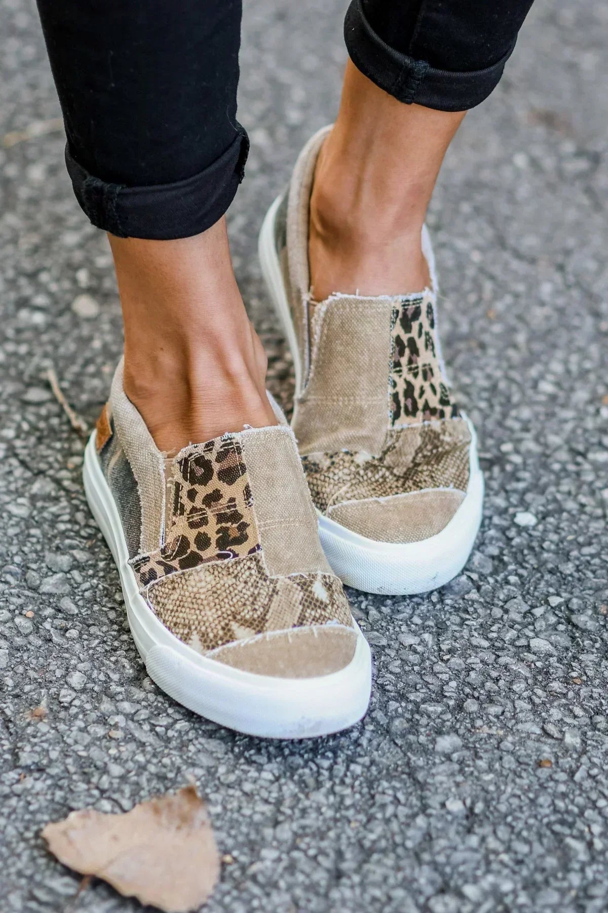 KROHN-E Damen Slip-On Sneakers Canvas Beige Komfort