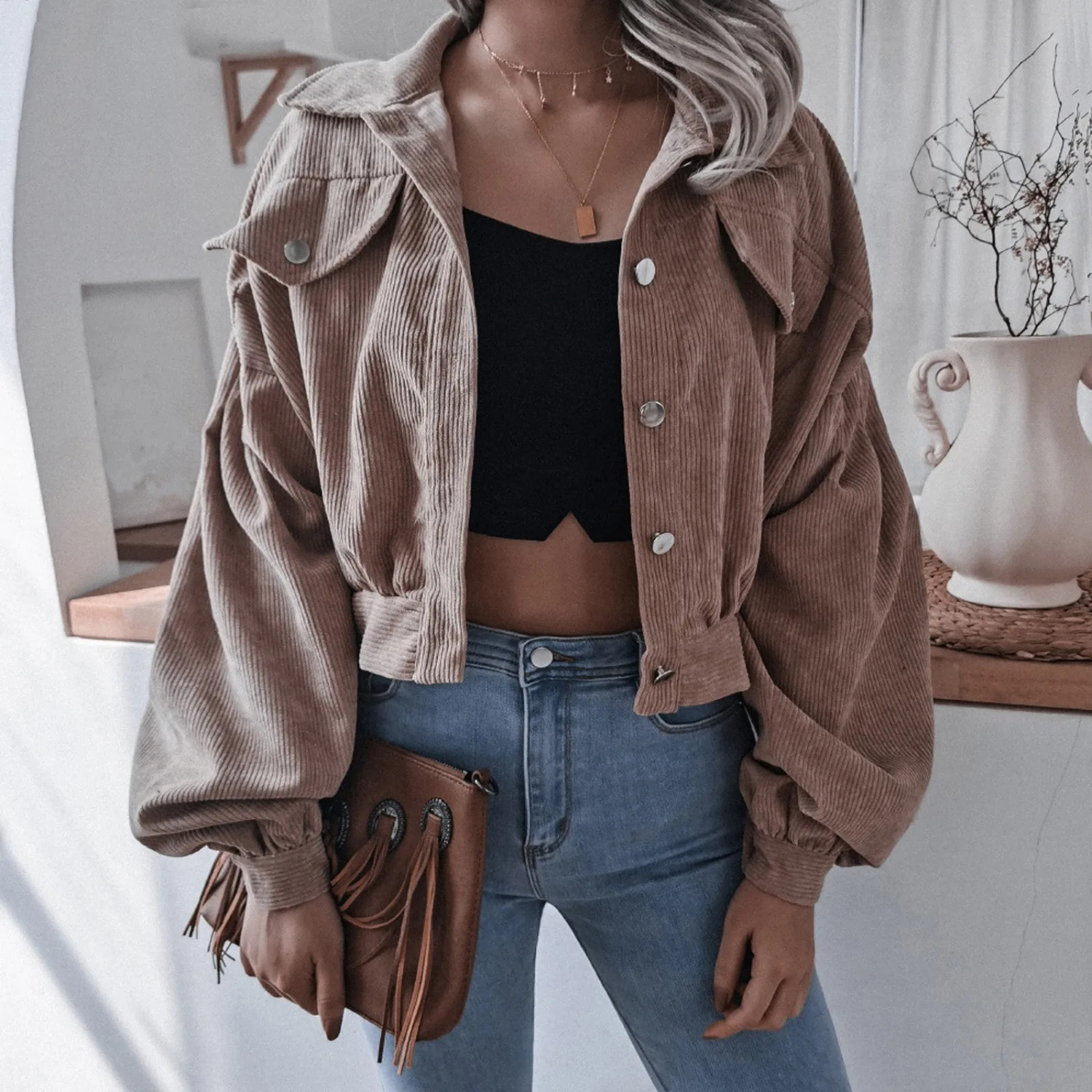 Krohn-e | Modische Kurzjacke Aus Corduroy