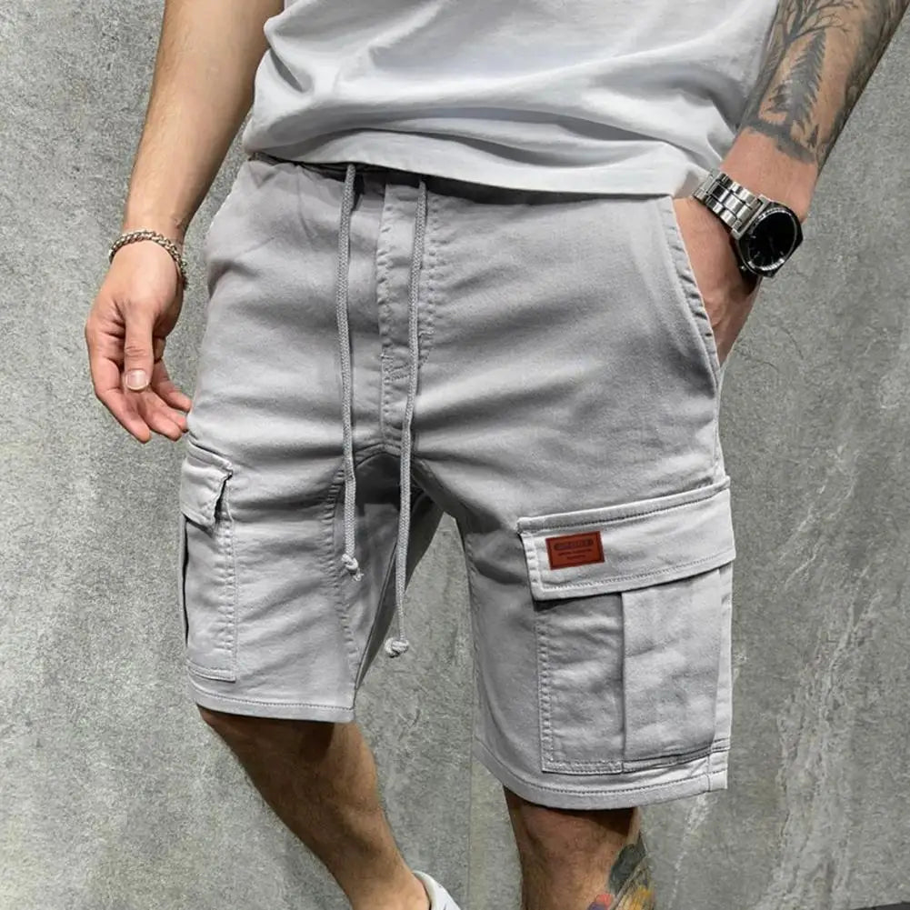 Robuste und praktische Herren Cargo Shorts mit vielen Taschen