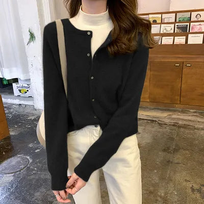 Krohn-e | Gemütliche Strickjacke mit Öffnung Vorne