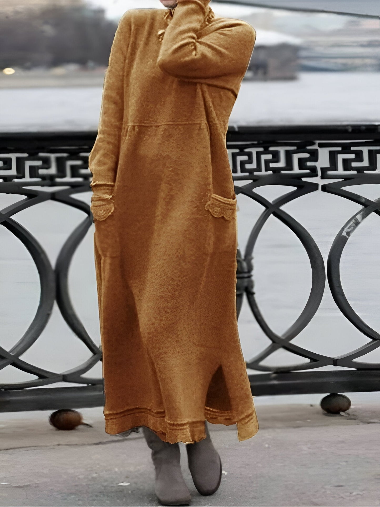 Justina: Bequemes Samt-Kleid