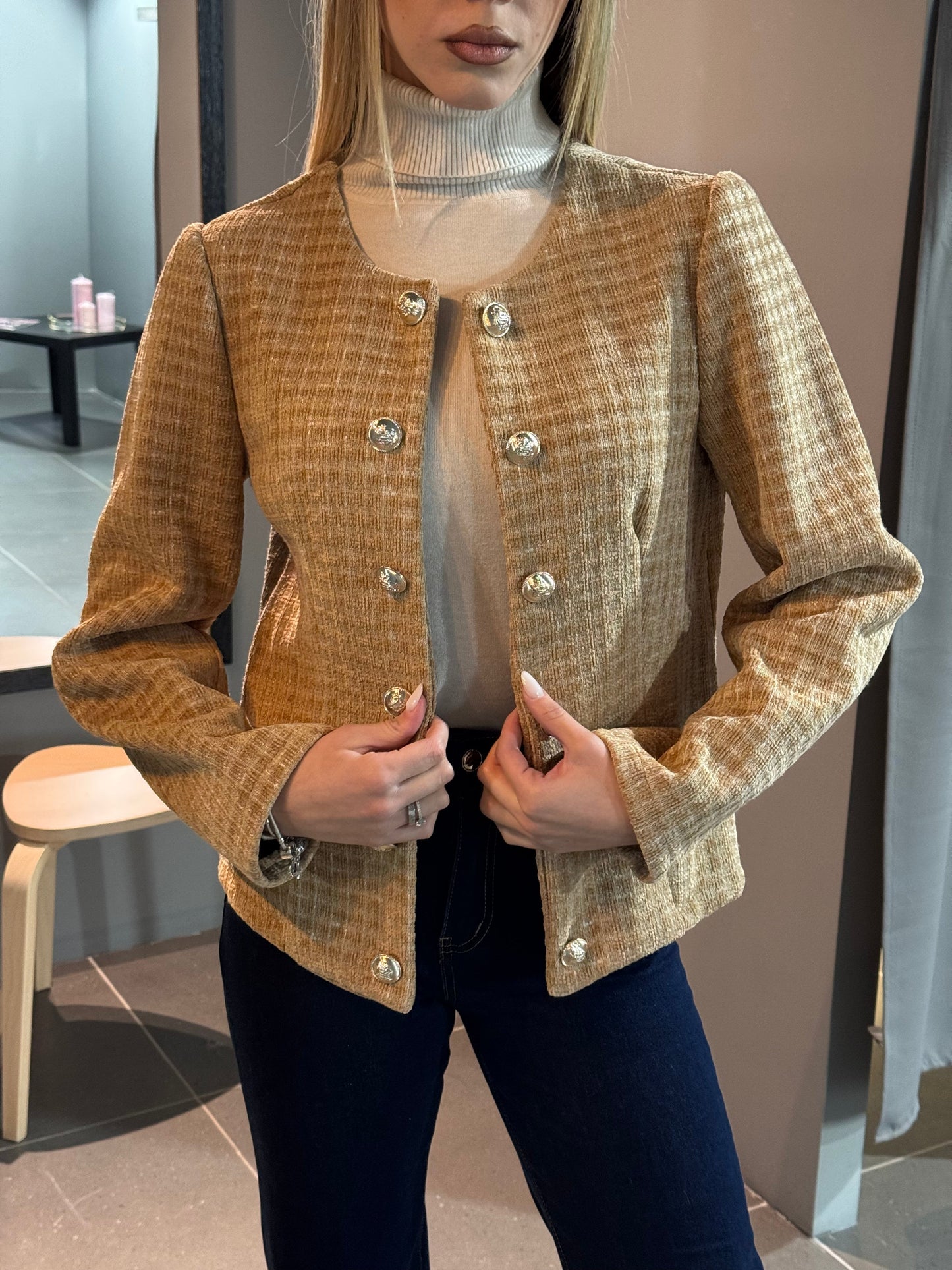 Krohn-e | Klassische Tweedjacke mit Perlenknöpfen Elegant und Zeitlos - Krohn-e