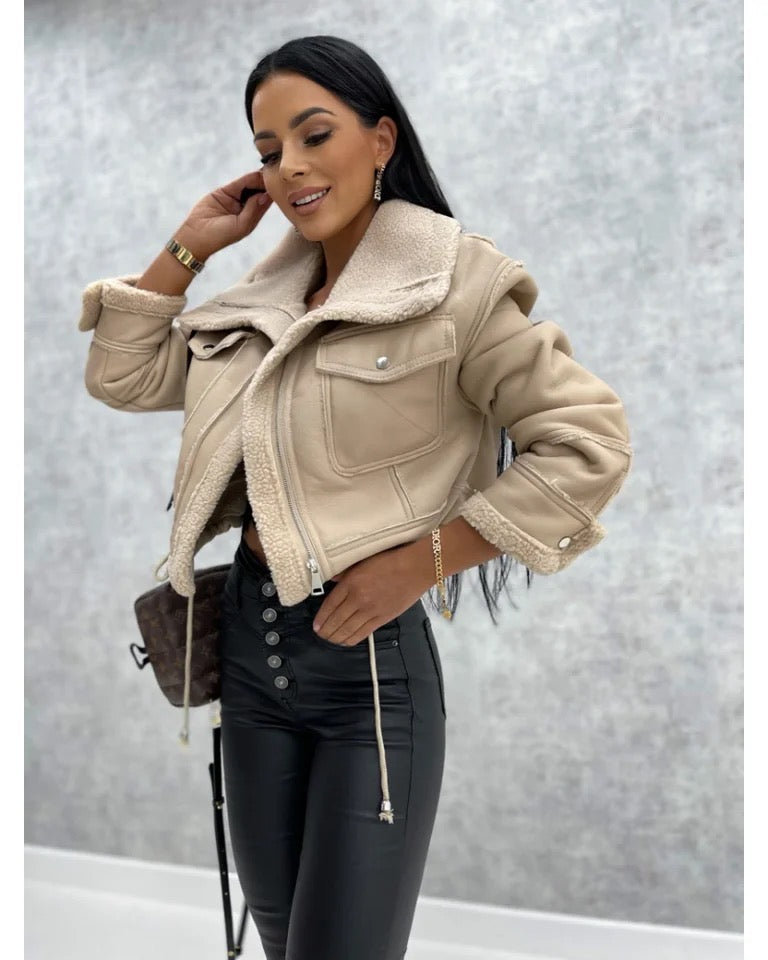Krohn-e | Schwarze Lederjacke mit Teddyfutter