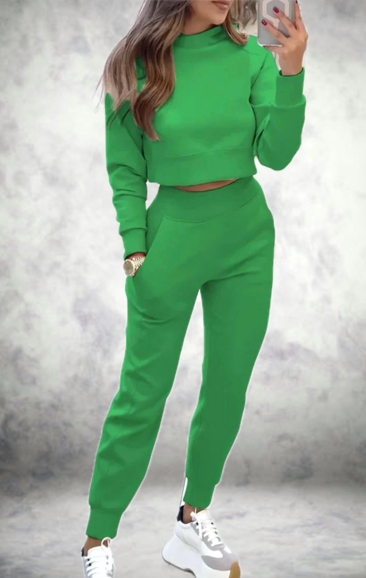 Krohn-e | Schicker Trainingsanzug mit Langen Ärmeln und High Waist Hose