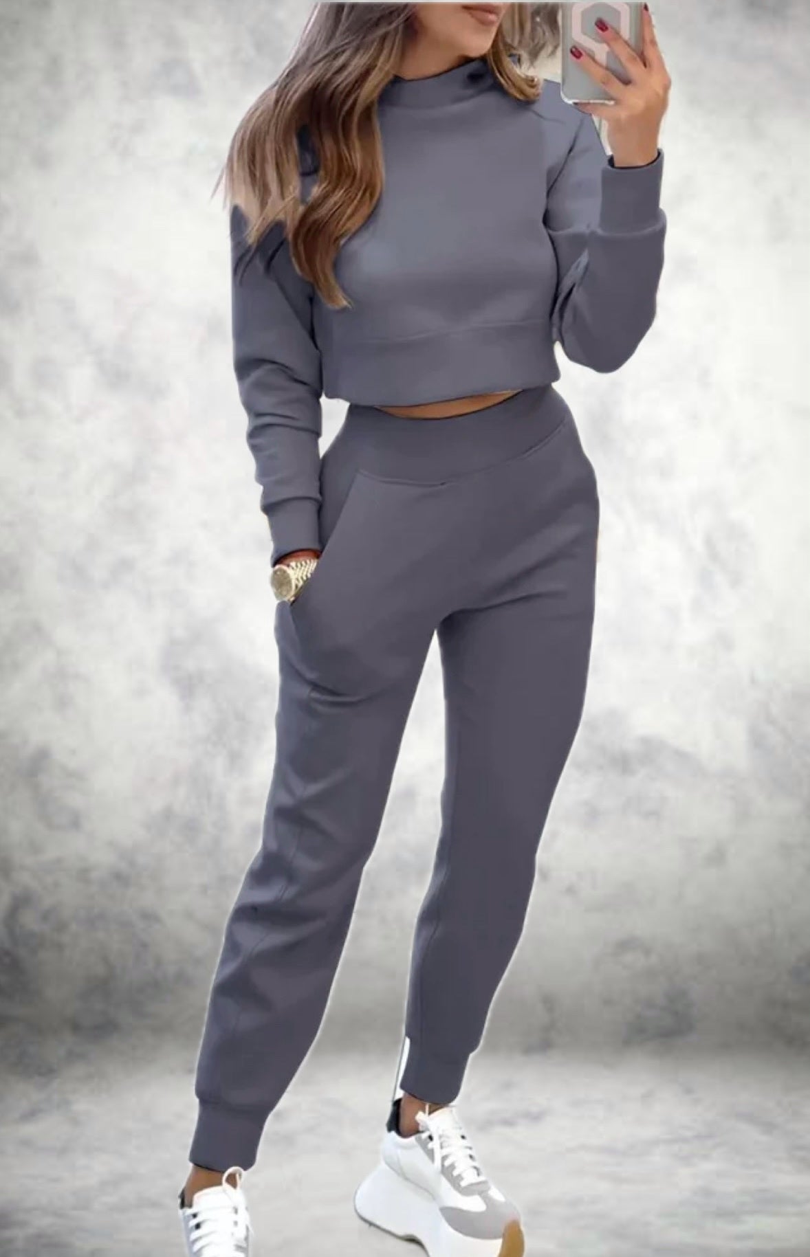 Krohn-e | Schicker Trainingsanzug mit Langen Ärmeln und High Waist Hose