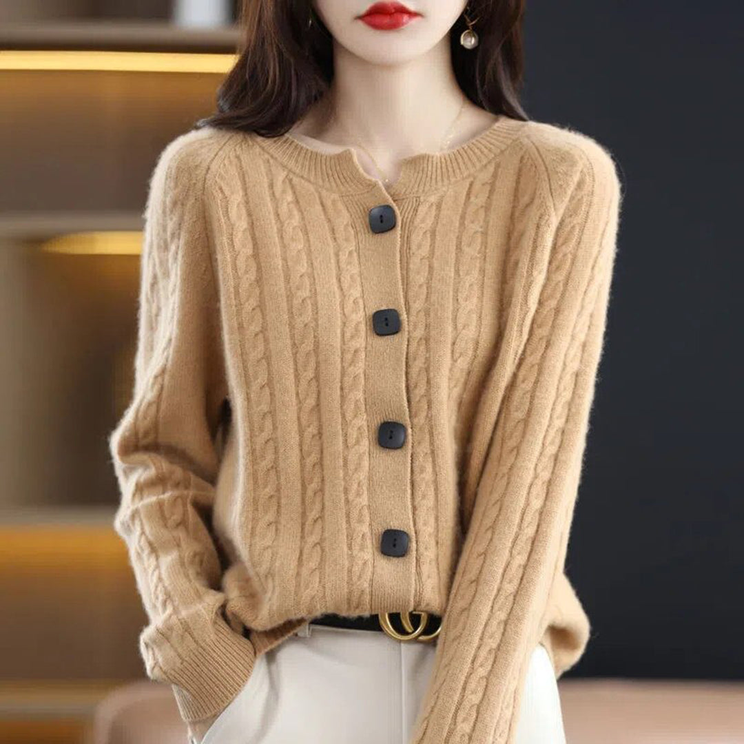 Modische Wollstrickjacke mit Knöpfen von KATE für Damen - warm und stylisch