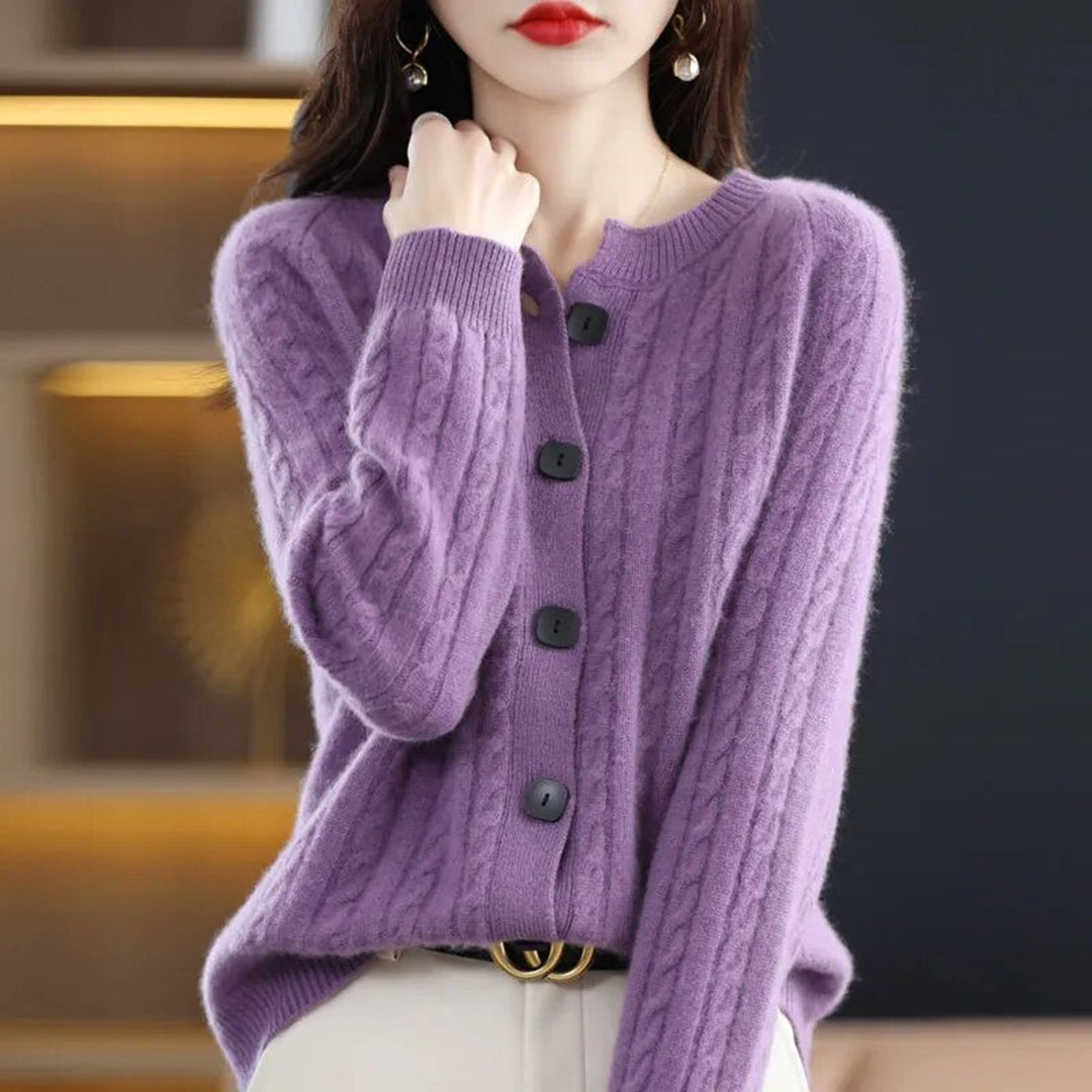 Modische Wollstrickjacke mit Knöpfen von KATE für Damen - warm und stylisch