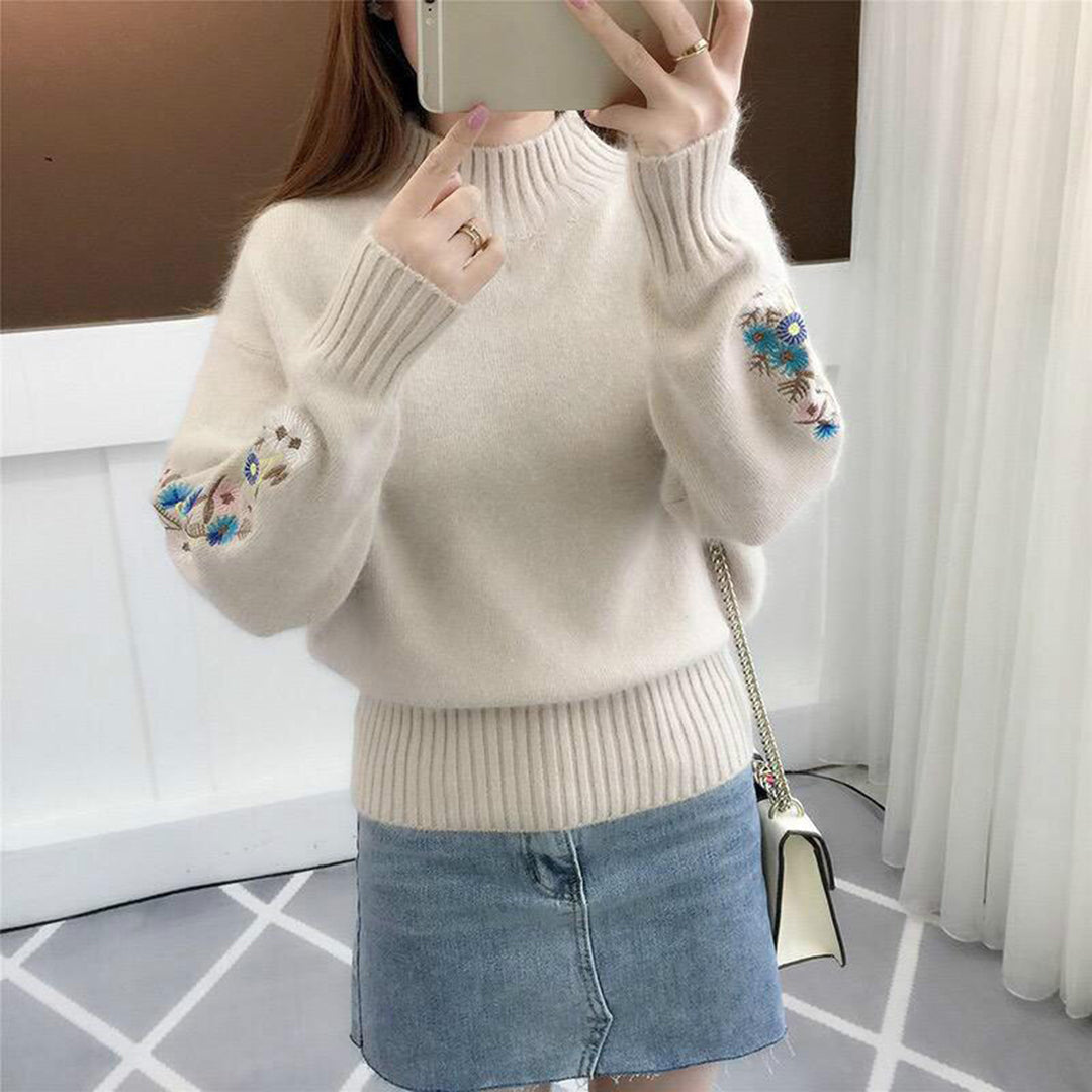 Krohn-e | Strickpullover mit floraler Stickerei