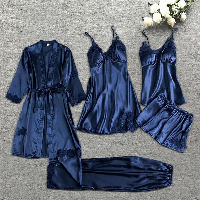 Seiden-Pyjama von Kates