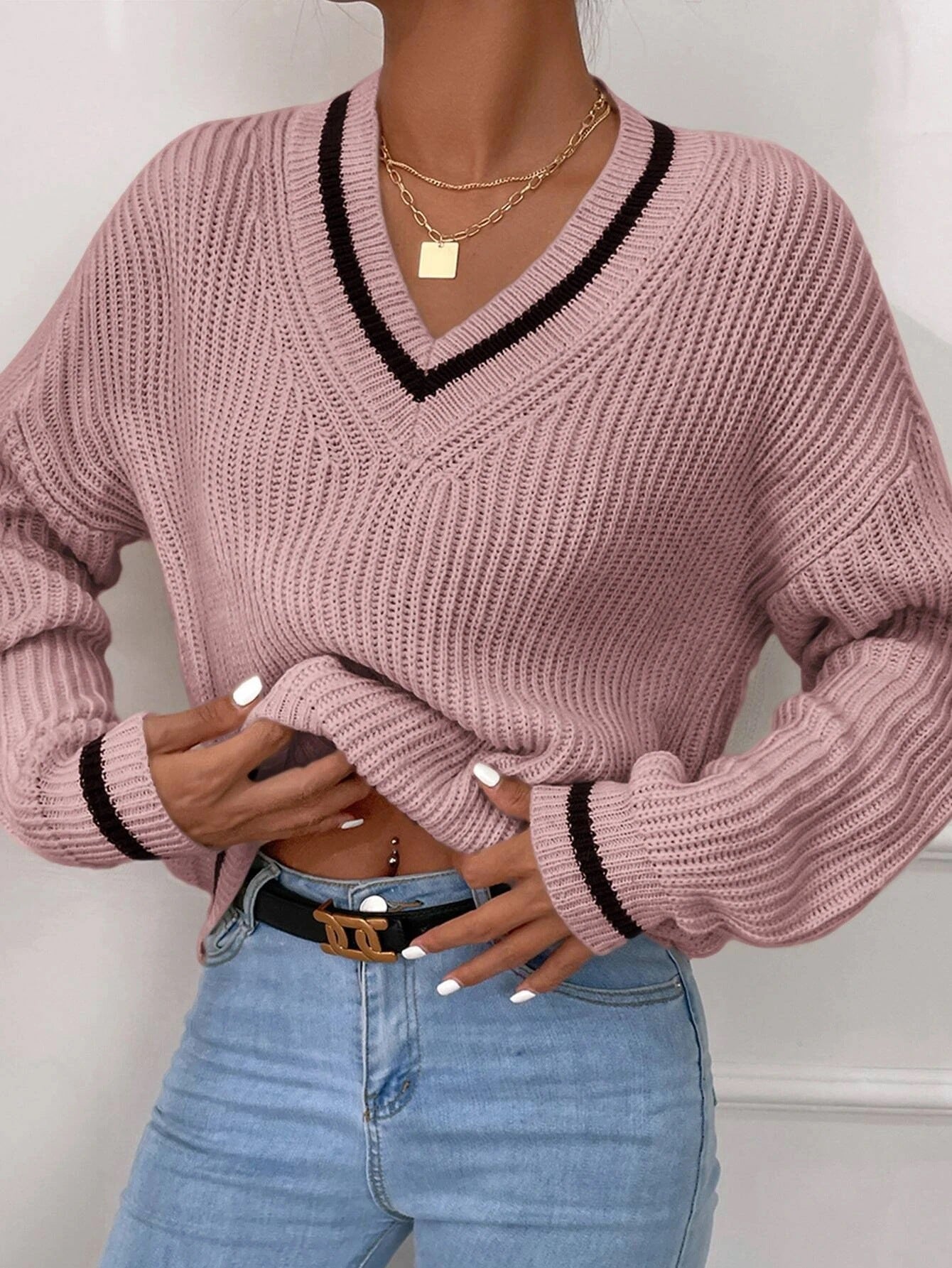 Krohn-e | Pullover mit V-Ausschnitt und Patchwork