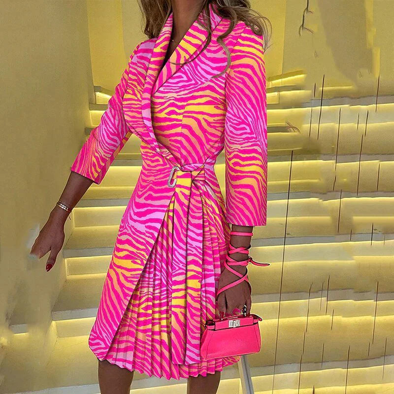 Elegantes Blazerkleid von Avelena mit Reverskragen