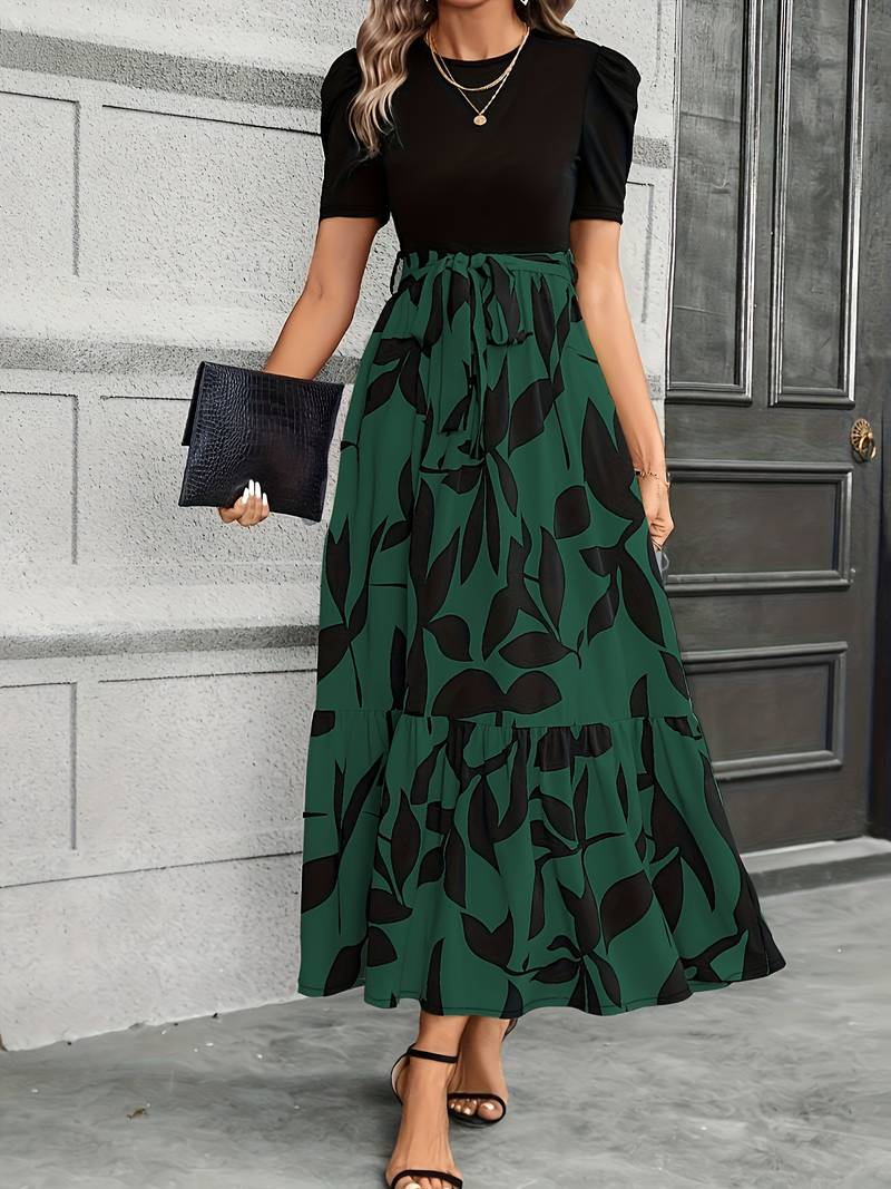 Blumendruck-Kleid von Monika mit Rundhalsausschnitt