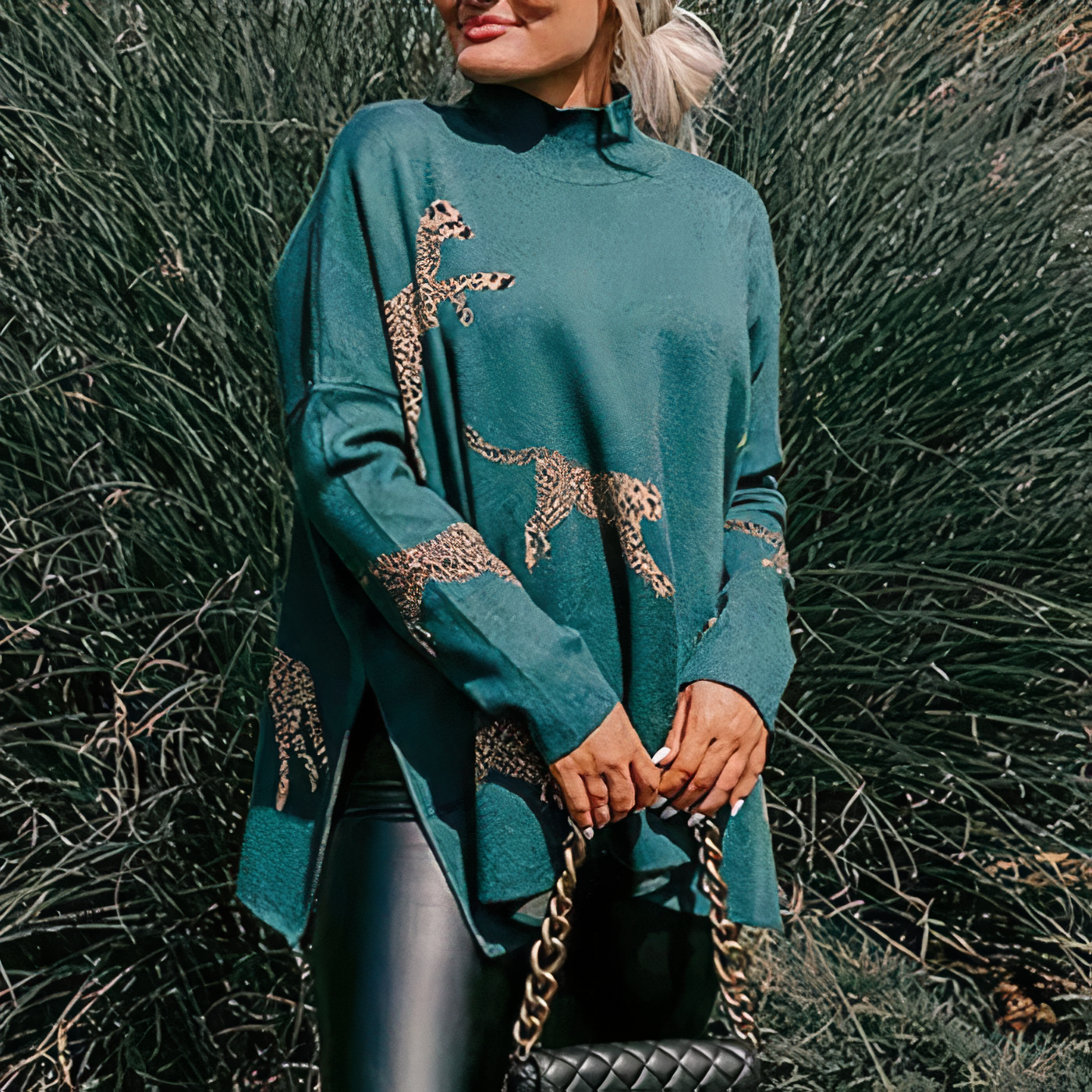 Harlee Leopard Pullover