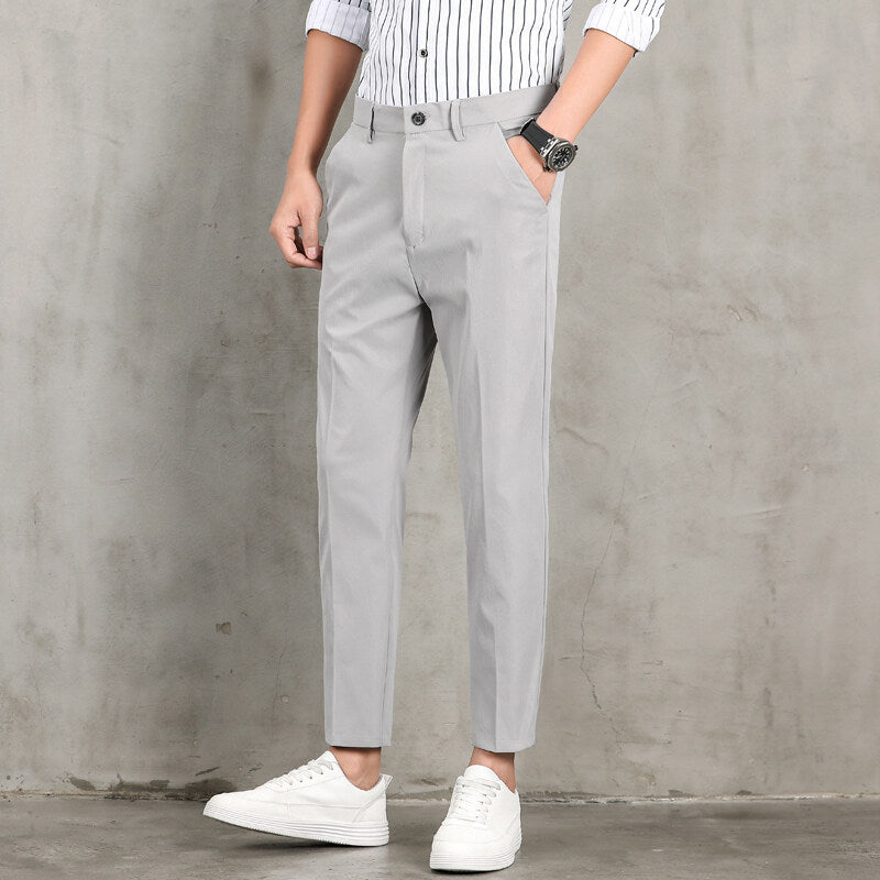 Herren moderneChinohose mit slim fit Schnitt und praktischen Seitentaschen Krohn-e