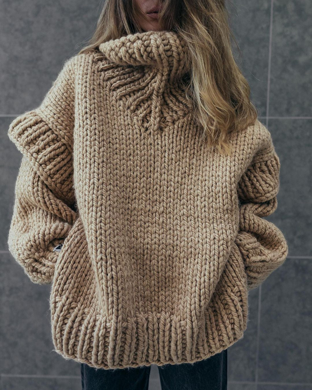 Damen Oversized Strickpullover mit hohem Kragen und voluminösen Ärmeln Krohn-e