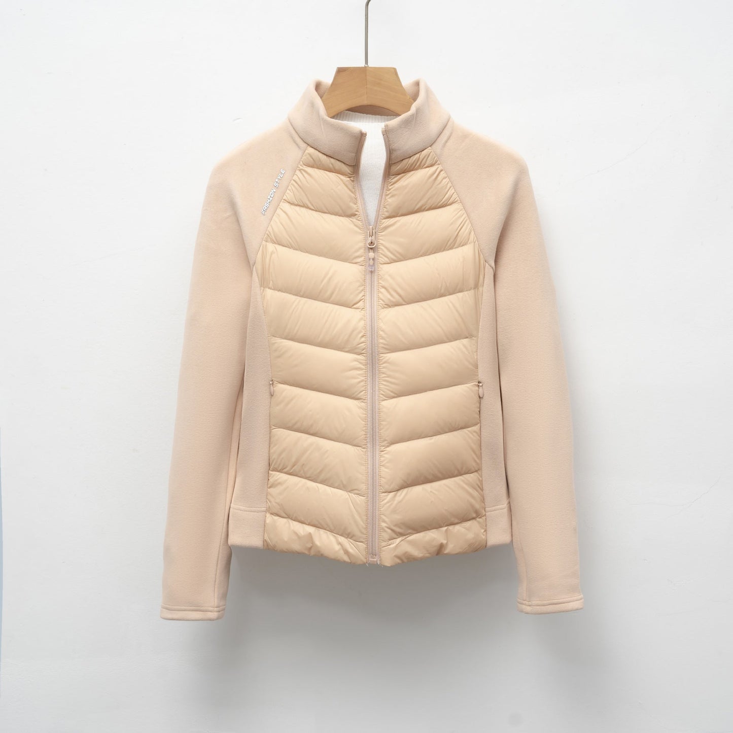 Damen gesteppte Sportjacke mit hohem Kragen und funktionalen Reißverschlusstaschen Krohn-e