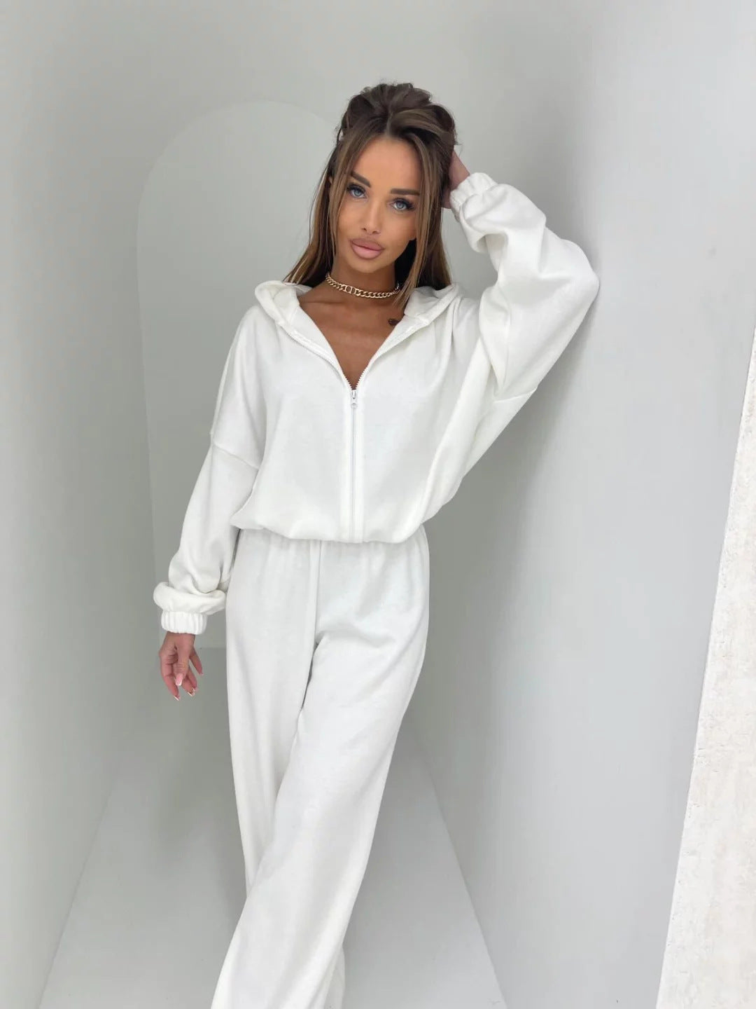 Damen Loungewear-Anzug aus weichem Fleece mit Kapuze und weitem Schnitt Krohn-e