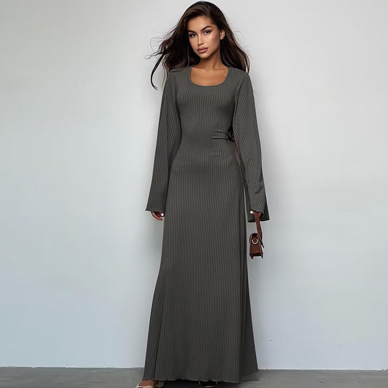 Damen Maxikleid mit innovativem Rippdesign und angeschnittenen Ärmeln Krohn-e