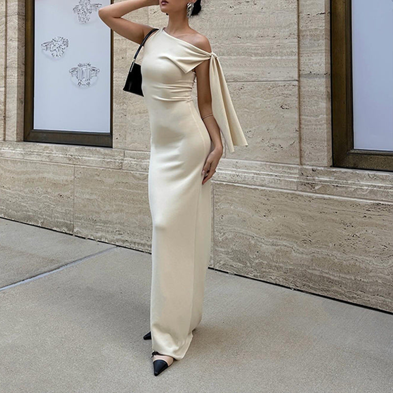 Damen Körperbetontes Maxikleid mit schickem One-Shoulder-Ausschnitt Krohn-e