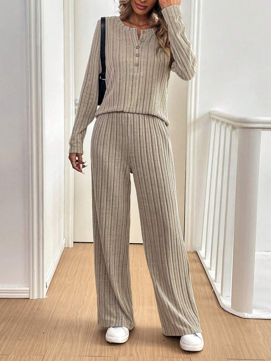 Damen Lässiges Lounge-Set mit strukturiertem Rippenmuster und Knopfdetail Krohn-e