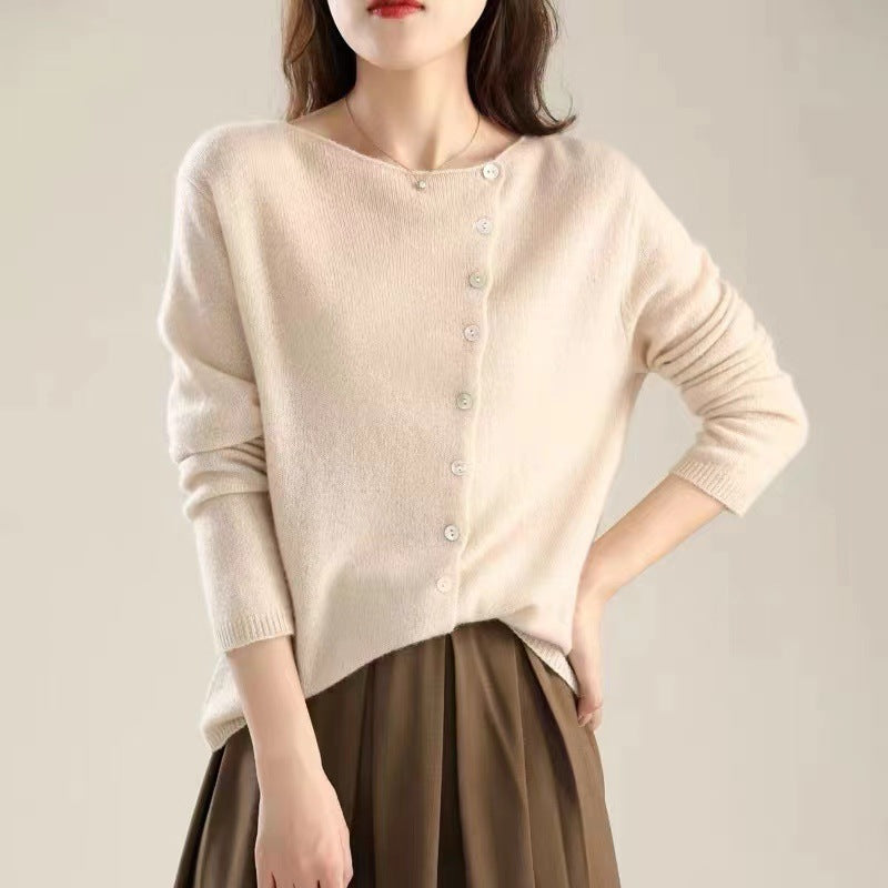 Krohn-e | Klassischer Langarmpullover mit Knöpfen