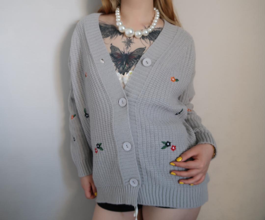 Damen Strickjacke mit buntem Blumenstickereien Krohn-e