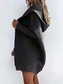 Damen Modische Strickjacke mit Kapuze und offenen Ärmeln Krohn-e