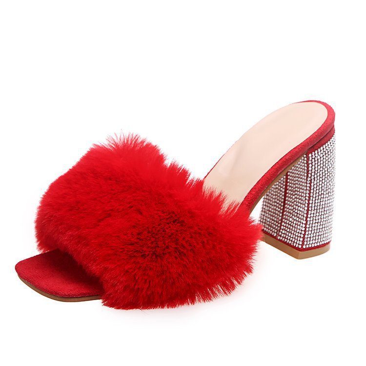 Damen Glamouröse Mules mit kuscheligem Kunstfell und glitzerndem Absatz Krohn-e