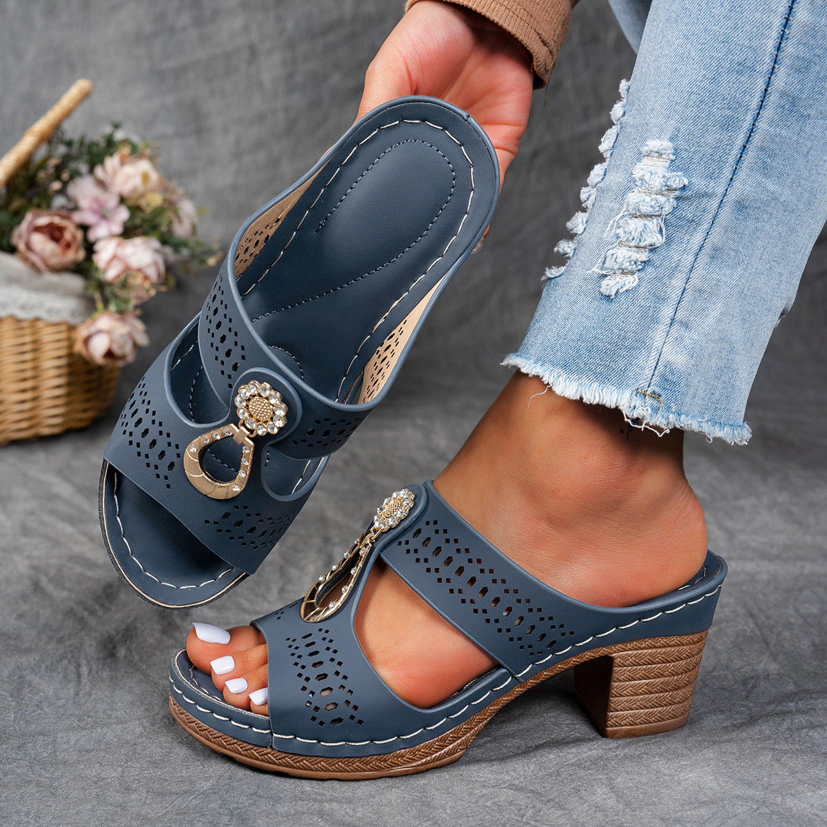 KROHN-E Damen Flache Sandalen Strass-Details Komfort-Passform