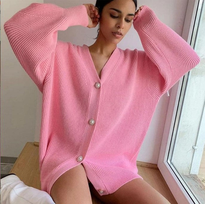 Damen Übergroße Strickjacke mit tiefem V-Ausschnitt und eleganten Knöpfen Krohn-e