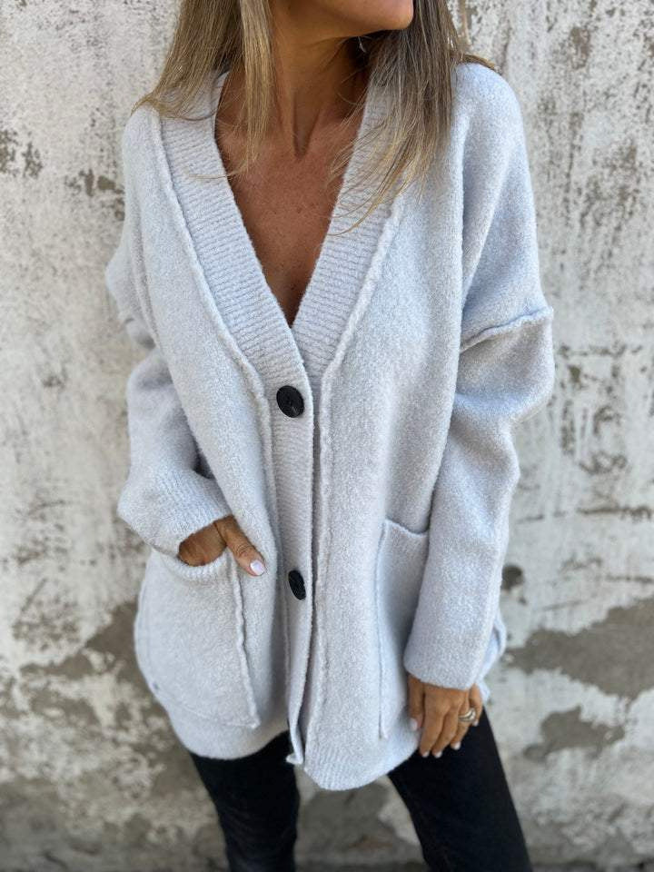 Damen kuschelige Strickjacke mit großen Taschen und Knopfdetails Krohn-e