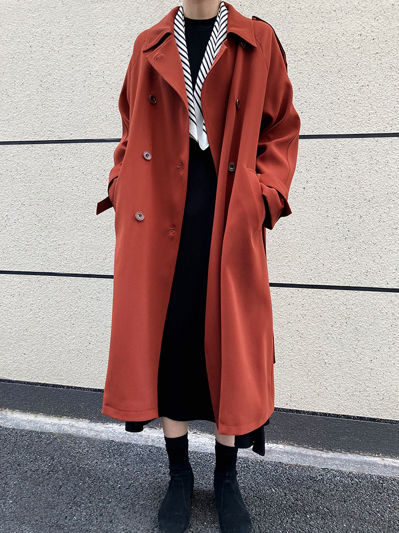 Krohn-e | Lässiger, Britischer Stil Lockerer, mittellanger Trenchcoat