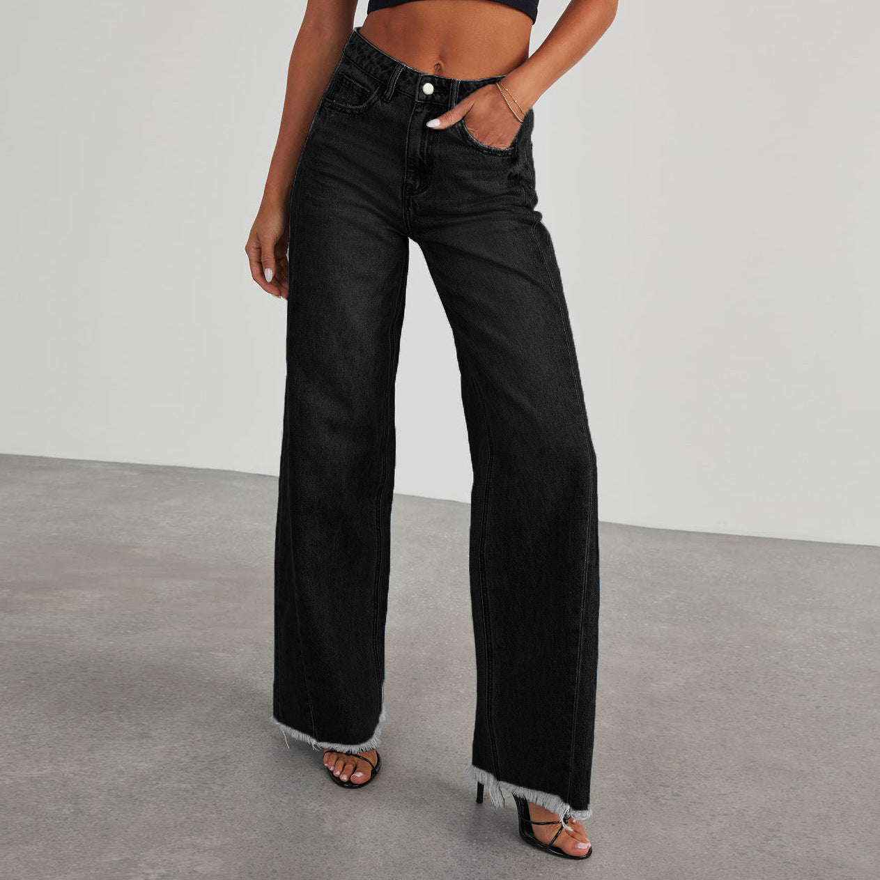 Damen Weit geschnittene Jeans mit trendigem fransigem Saum Krohn-e