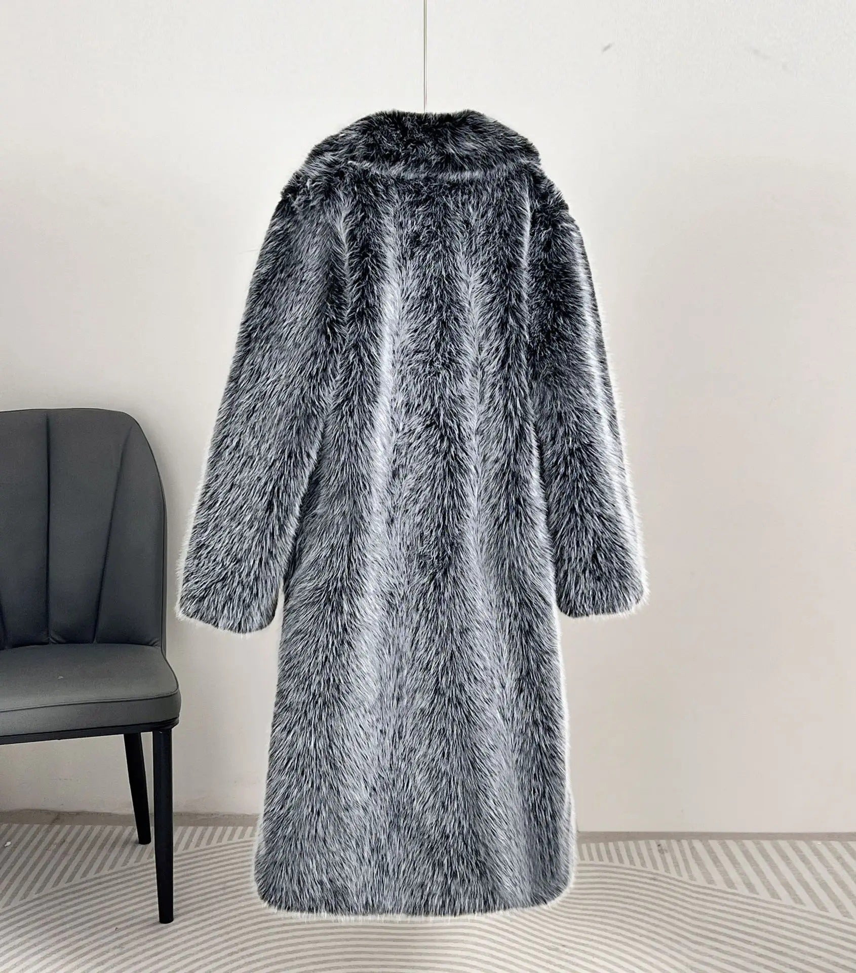 Damen Eleganter Pelzmantel mit großen Taschen Krohn-e