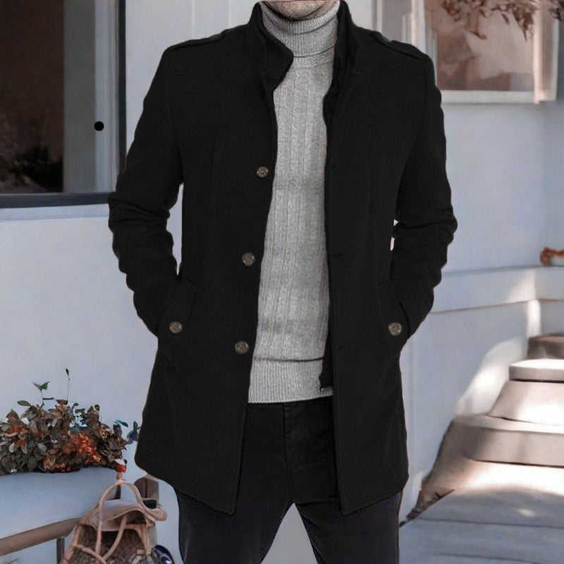 Herren eleganter, mittelschwerer Freizeitmantel mit Stehkragen und seitlichen Taschen Krohn-e