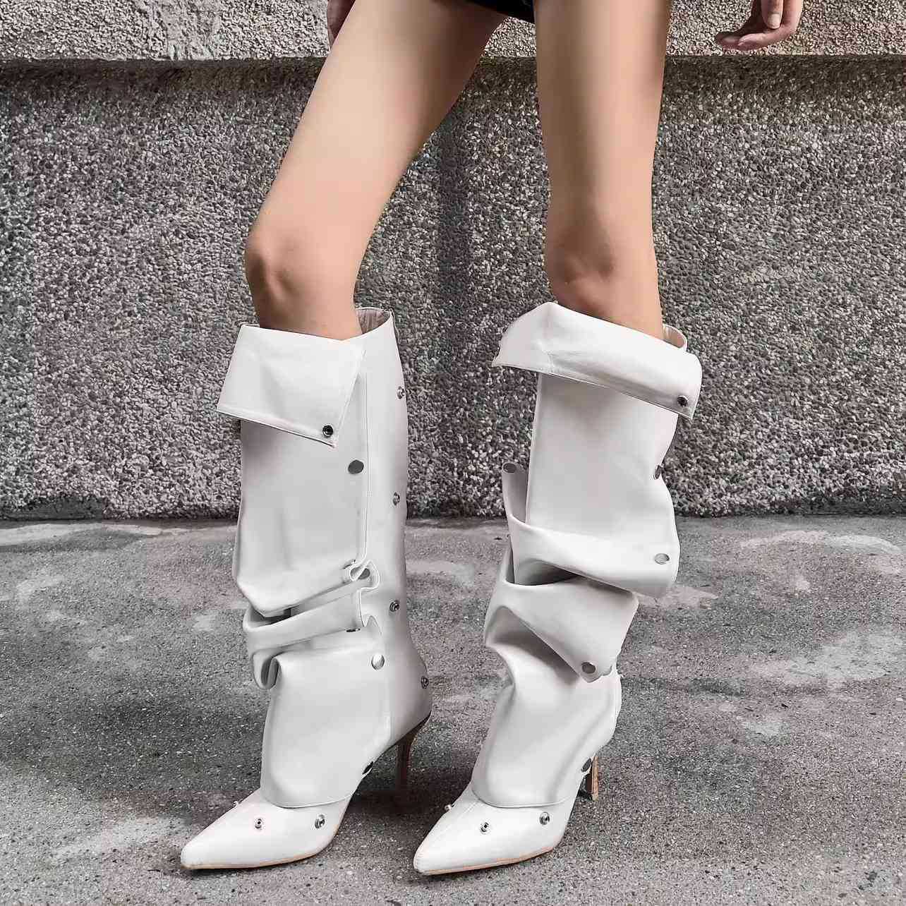 Damen Stylishe Overknee-Stiefel mit innovativem Design und elegantem Absatz Krohn-e